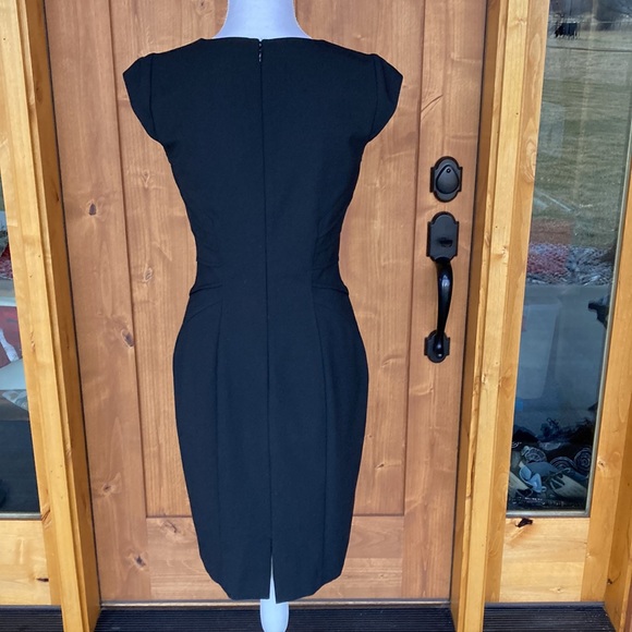 Antonio Melani Women's Dress Black Fitted Back Zip, Kick Pleat size 4 - Picture 2 of 13